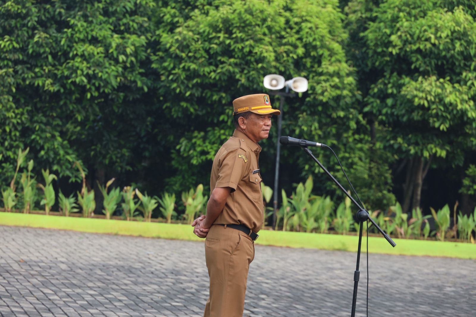 Sekretaris Daerah Kota Bekasi Memimpin Apel Pagi
